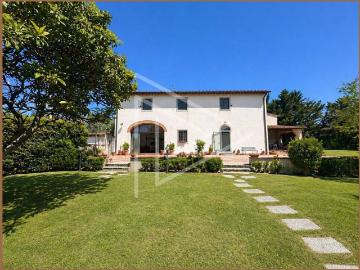 Esclusiva villa di 350 mq in vendita Via Aretina Nuova, 4, Fiesole, Toscana