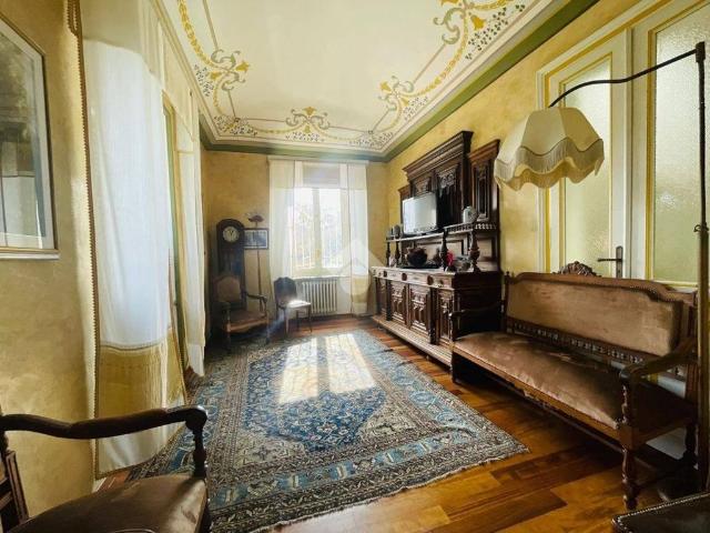 Esclusiva villa di 350 mq in vendita Via loreto, 51, Lanzo Torinese, Provincia di Torino, Piemonte