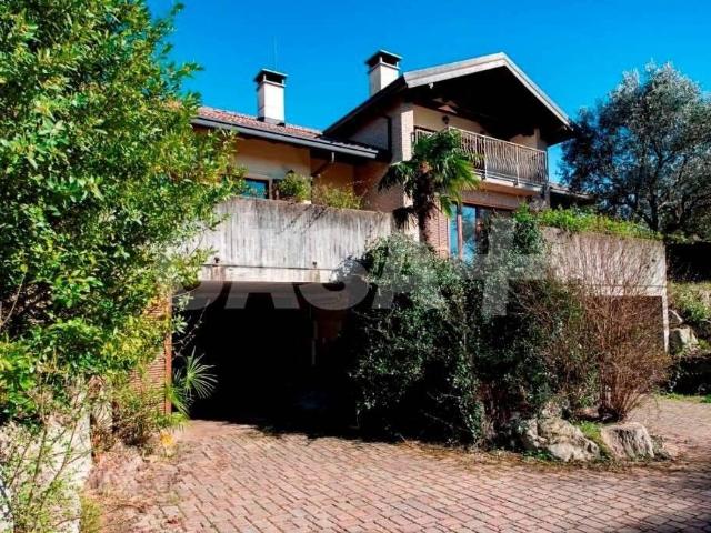 Esclusiva villa di 370 mq in vendita Via Caronno Varesino, 34, Morazzone, Lombardia