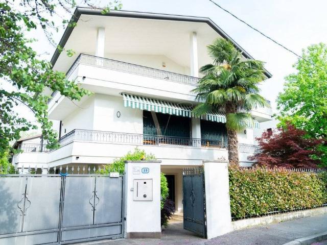 Esclusiva villa di 404 mq in vendita Via Genova 23, Padova, Veneto
