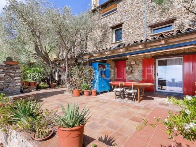 Prestigiosa villa di 240 mq in vendita Alassio, Liguria