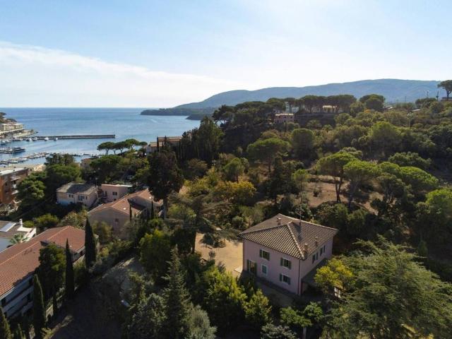 Esclusiva villa di 400 mq in vendita VIALE EUROPA, 5, Porto Azzurro, Livorno, Toscana