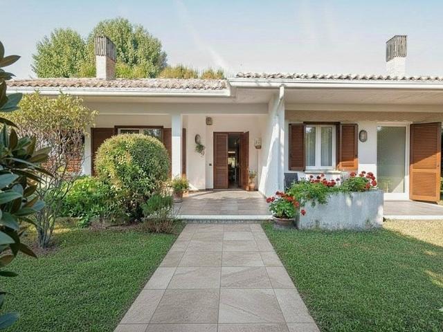 Esclusiva villa di 412 mq in vendita Via Belvedere, Roncade, Veneto