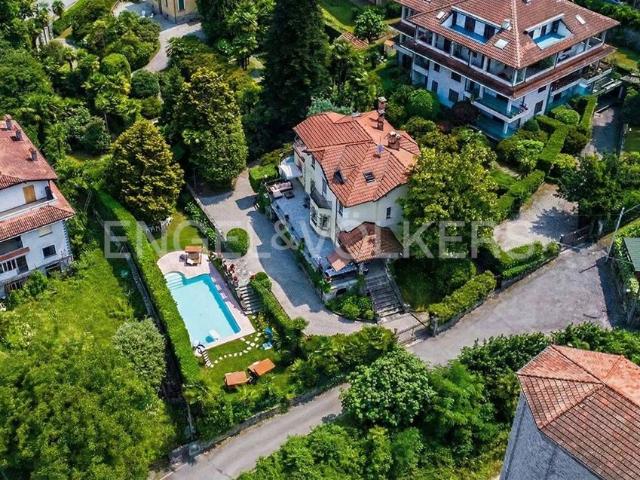 Esclusiva villa di 430 mq in vendita Via Luigi Galvani, 8, Stresa, Verbano Cusio Ossola, Piemonte