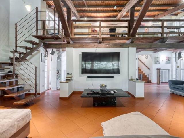 Esclusiva villa di 450 mq in vendita Via dei Ciclamini, 28, Marzabotto, Bologna, Emilia Romagna