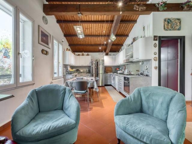 Esclusiva villa di 450 mq in vendita Via dei Ciclamini, 28, Marzabotto, Bologna, Emilia Romagna