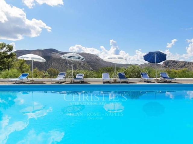 Esclusiva villa di 489 mq in vendita Località Vulcanello, Lipari, Sicilia