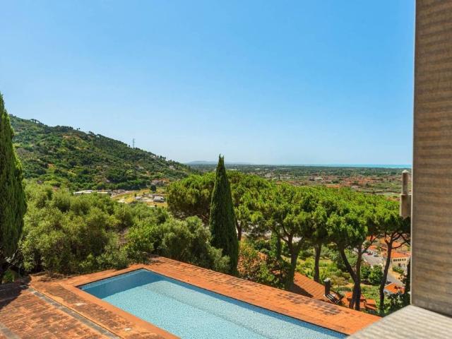 Prestigiosa villa di 582 mq in vendita Via Strinato, 4, Pietrasanta, Toscana