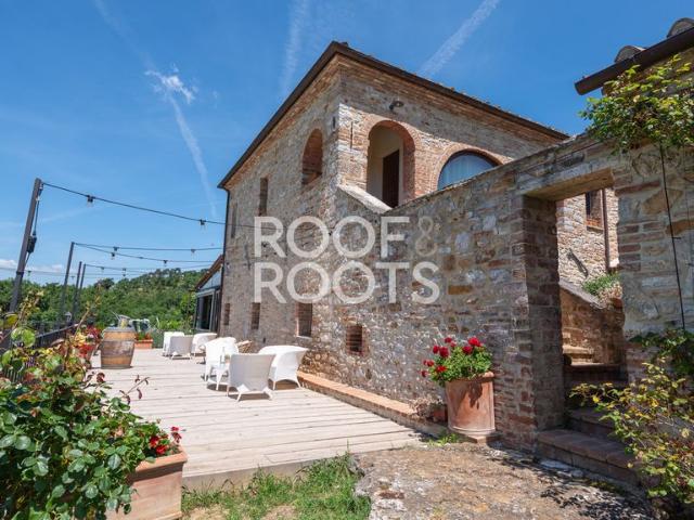 Prestigiosa villa di 600 mq in vendita, Via Rinascita 13, Siena, Toscana