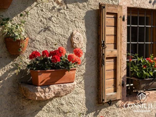 Esclusiva villa di 7051 mq Via Santi Cosma e Damiano, Trento, Provincia di Trento, Trentino Alto Adige