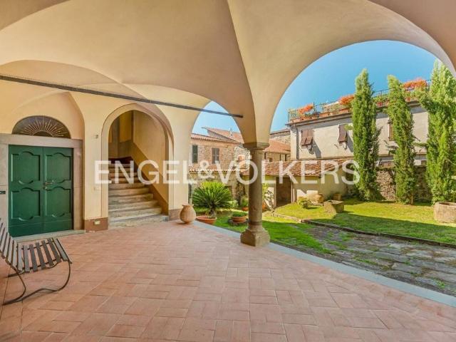Esclusiva villa di 718 mq in vendita Piazza Fatebenefratelli, 1, Villafranca in Lunigiana, Massa Carrara, Toscana