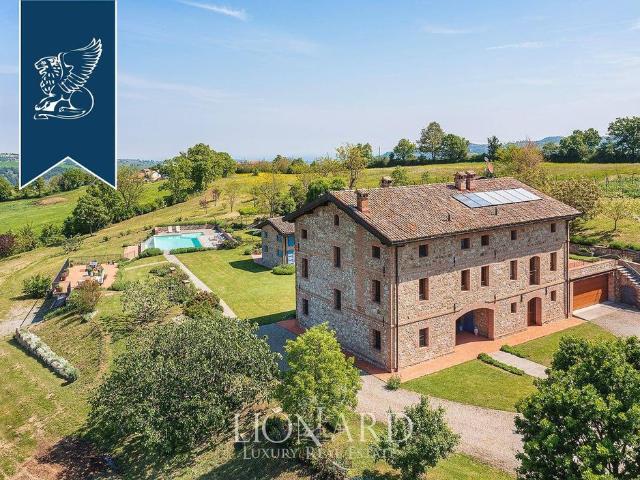 Esclusiva villa di 900 mq in vendita Pavullo nel Frignano, Italia