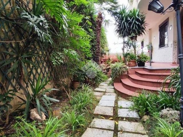 Villa di 300 mq in vendita Via Giuseppe di Vittorio, 19, Afragola, Napoli, Campania