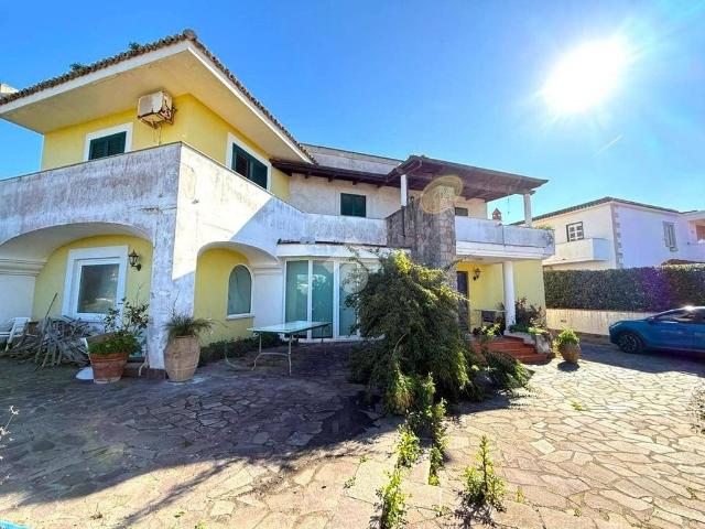 Esclusiva villa in vendita Via giovenale, 140, Bacoli, Campania