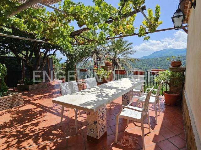 Esclusiva villa di 659 mq in vendita Rutino, Italia