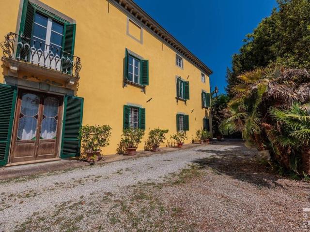 Esclusiva villa in vendita Via della Chiesa I, Lucca, Toscana