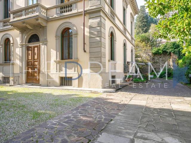 Esclusiva villa in vendita Via di San Niccolò, 1, Firenze, Toscana