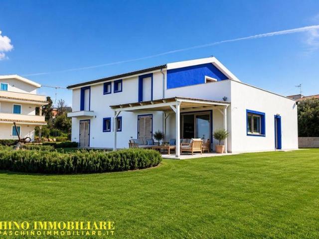 Esclusiva villa in vendita Via Lombardia, 65, Castelsardo, Sassari, Sardegna