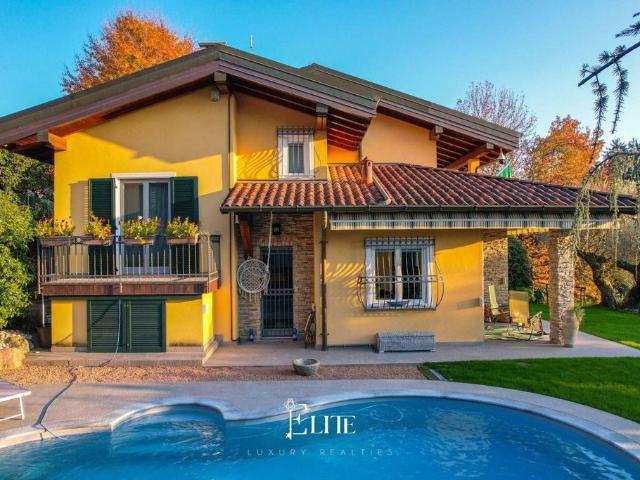 Esclusiva villa in vendita Via Monte Grappa, 28, Besozzo, Varese, Lombardia