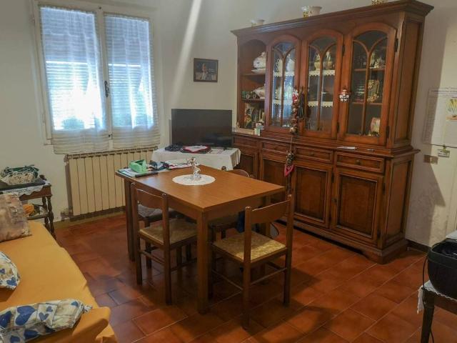 Prestigiosa villa in vendita Via S. Domenichino,, 50, Massa, Massa Carrara, Toscana