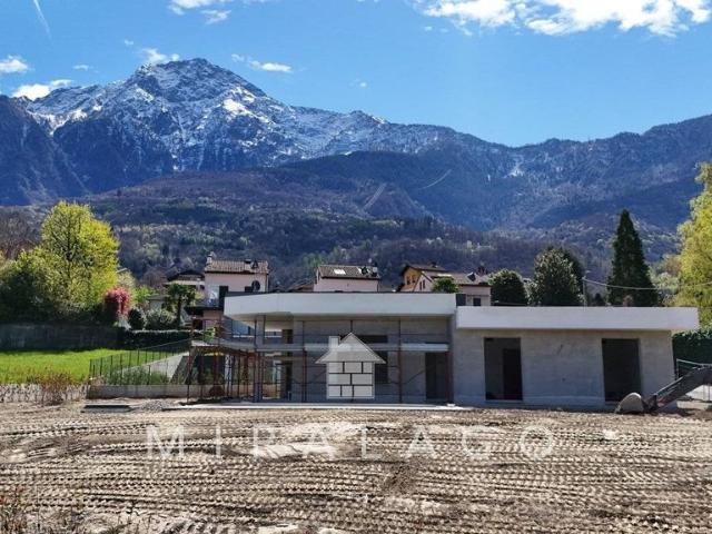 Esclusiva villa in vendita Via Perlino, Colico, Lecco, Lombardia