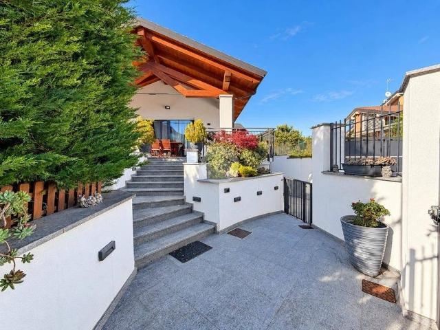Esclusiva villa in vendita Via Piave, 72, Rosta, Provincia di Torino, Piemonte