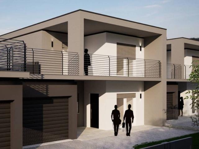 Esclusiva villa in vendita Via Pietro Mascagni, Erba, Lombardia