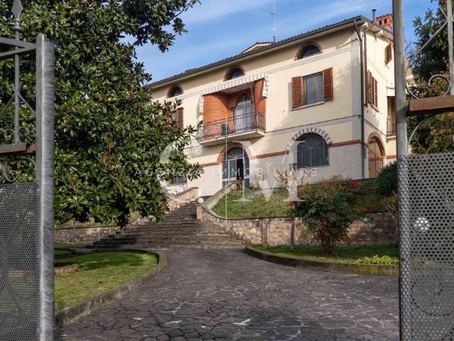 Prestigiosa villa di 560 mq in vendita Via Pieve Vecchia, 9, Cazzago San Martino, Brescia, Lombardia