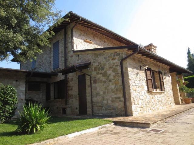 Prestigiosa villa di 700 mq in vendita Via Tre Ottobre, Ascoli Piceno, Marche