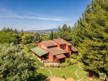 Esclusiva villa in vendita Viale Cristoforo Colombo, Fucecchio, Firenze, Toscana