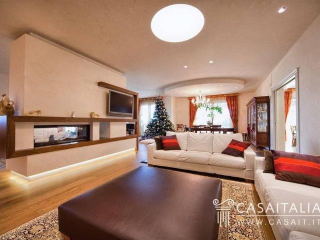 Villa di 1062 mq in vendita A14, Tortoreto, Abruzzo