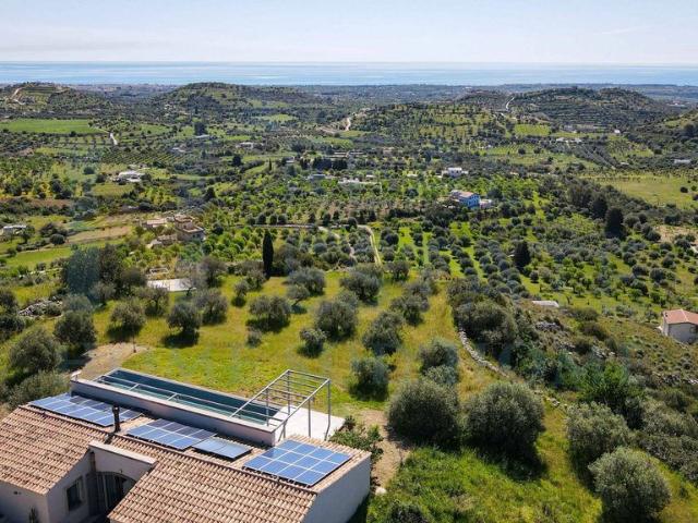 Prestigiosa villa in vendita Avola, Italia