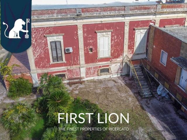 Villa di 600 mq in vendita Contrada Pereto, Carmiano, Lecce, Puglia