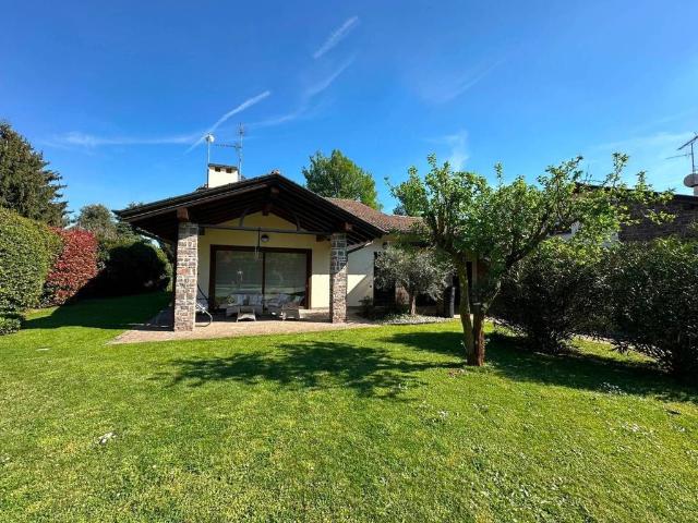 Esclusiva villa in vendita Malnate, Italia