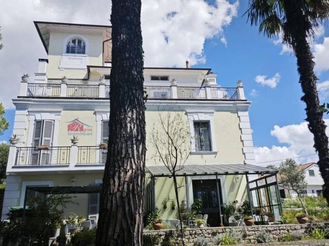 Esclusiva villa in vendita Paduli, Italia