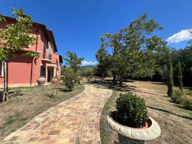 Esclusiva villa in vendita Roccantica, Lazio