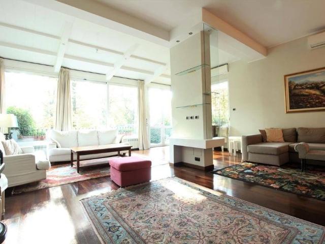 Prestigiosa villa in vendita Via Ottava Strada, Segrate, Milano, Lombardia
