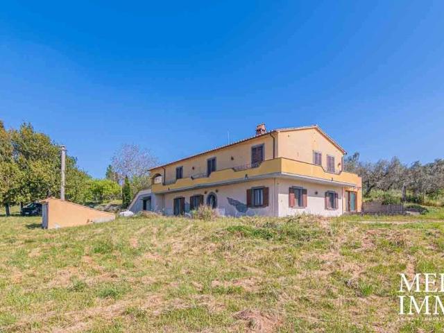 Villa di 320 mq in vendita Strada Provinciale Bolsenese, Lago di Bolsena, Viterbo, Lazio