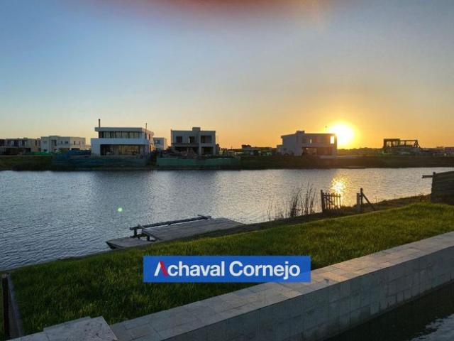 Escobar, Provincia de Buenos Aires