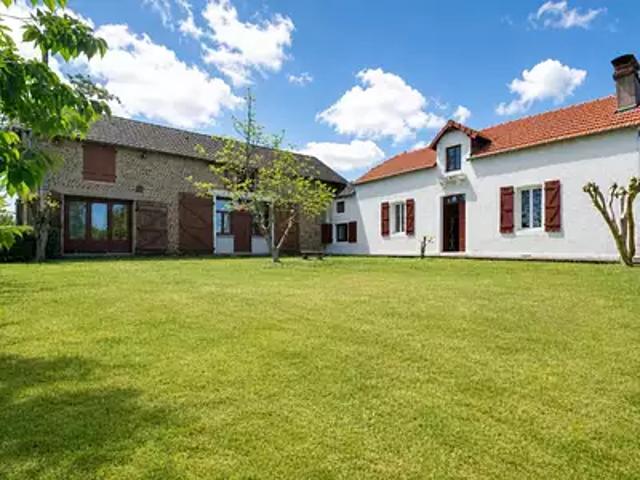 Escoubès 64160 Achat / Vente maison 12 pièces t12 jardin
