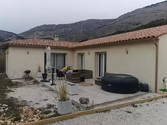 Escragnolles 06460 Achat / Vente maison 4 pièces t4 terrasse