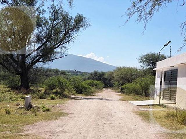 Escriturado, cercano al centro