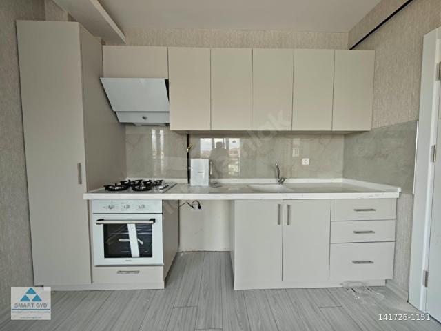 ESENBOĞA MAHALLESİN DE YOLA YAKIN KİRALIK DAİRE