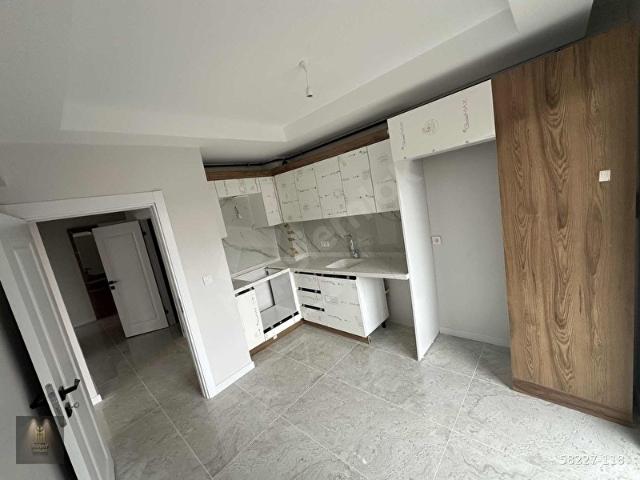 SİTE İÇERİSİNDE BAĞIMSIZ MUTFAK 2+1 DAİRE AİLEYE UYGUN
