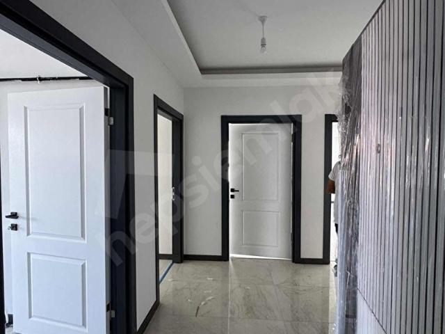 ESENBOĞA'DA KİRALIK 3+1 DAİRE KATTA ASANSÖRLÜ CADDE'DE