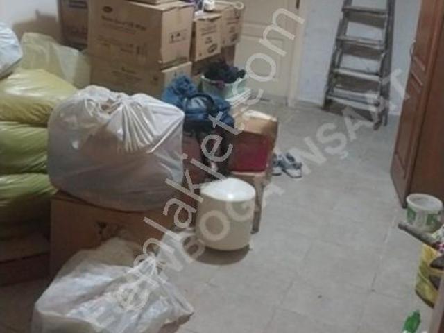 Esenboğadan Kiralık Daire Bağcilar 42 Evlerde 2014 Yıllık Bina