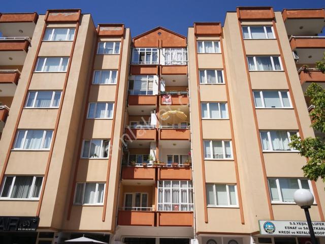 Esen'den Barbaros Caddesinde Site İçi Arakat Kiralık Daire