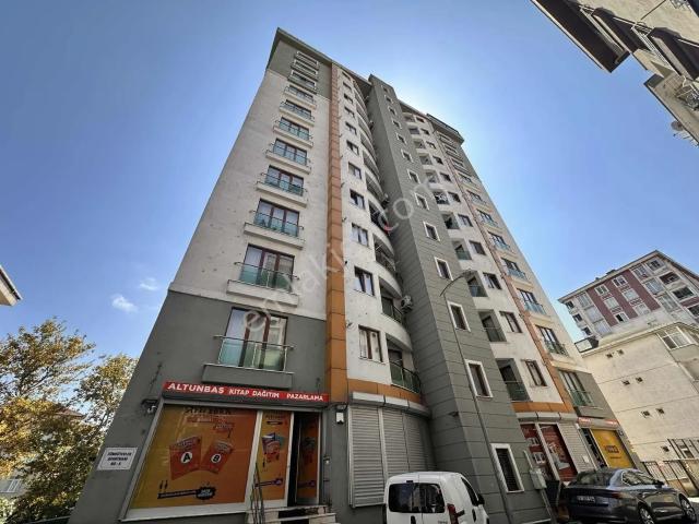 Esenevler De Finans Merk Komşu Kiralık 2+1 10.kat Daire