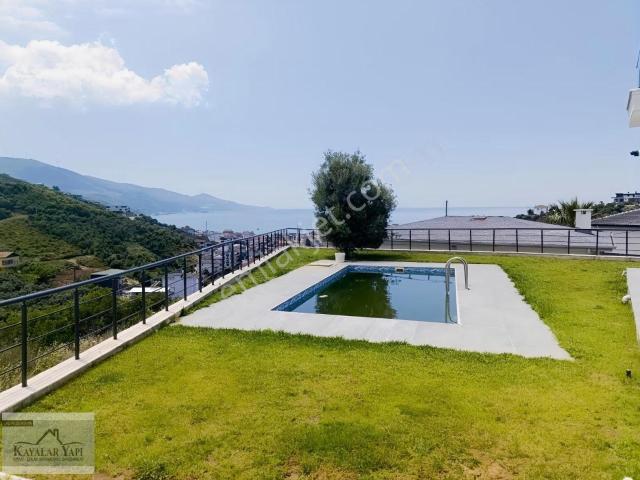 Esenköy De Satılık Fulll Manzaralı Havuzlu Villa