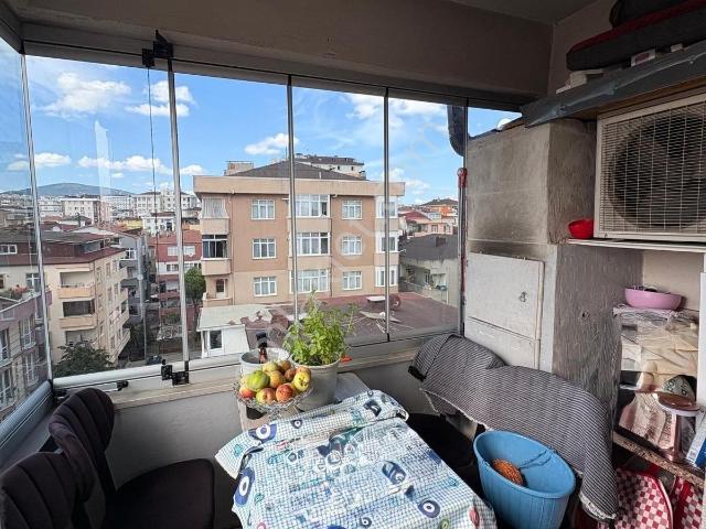 Esenler Mah'de Çarşıya Yakın Geniş Masrafsız 3+1 Daire
